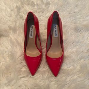 Steve Madden daisie pumps